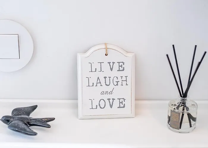 Contemporary In Center Oporto