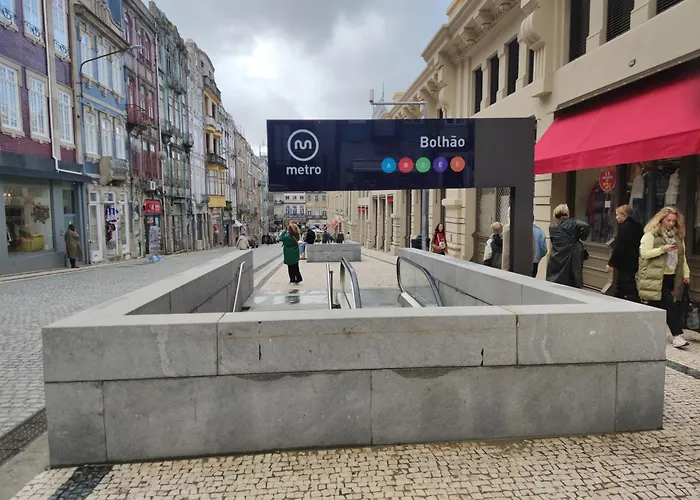 Contemporary In Center * Porto