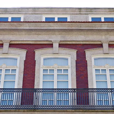 Contemporary In Center Porto